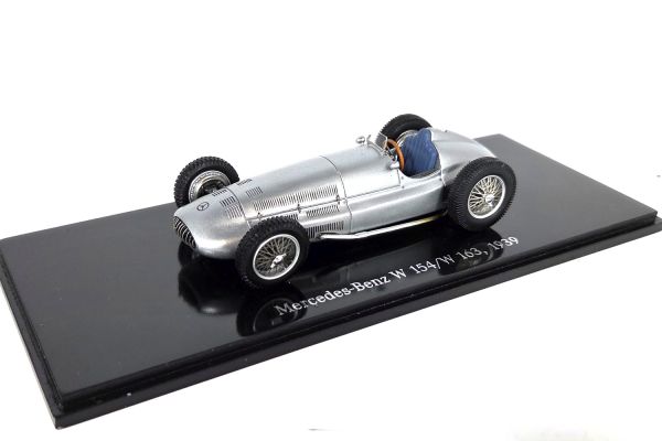 NOS! Spark Mercedes-Benz W154/W163 Silberpfeil 1939 silber 1:43
