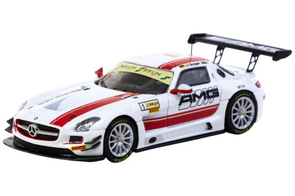 Tarmac Mercedes Benz SLS AMG GT3 Macau GT Cup - Sieger FIA GT World Cup 2015 weiss/rot 1:64