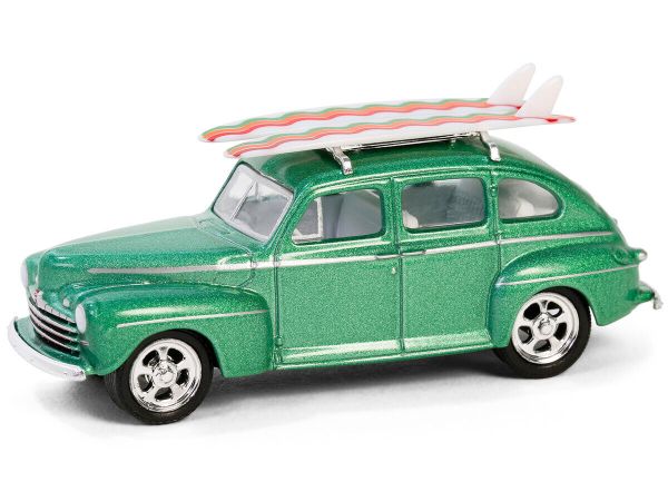 Greenlight 97160-A Ford Fordor Super Deluxe 1946 grün metallic - Hobby Shop 16 Maßstab 1:64