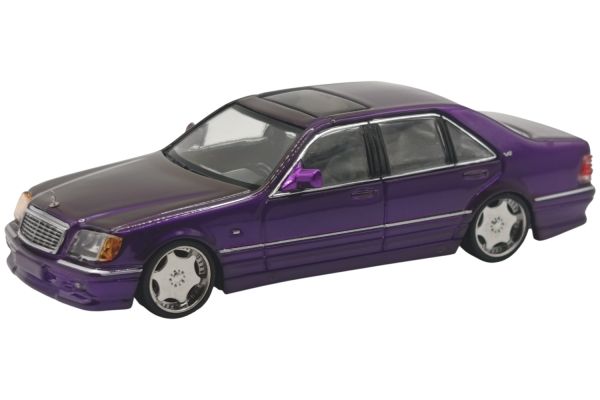 Street Weapon Mercedes Benz S-Klasse (W140) lila metallic 1:64