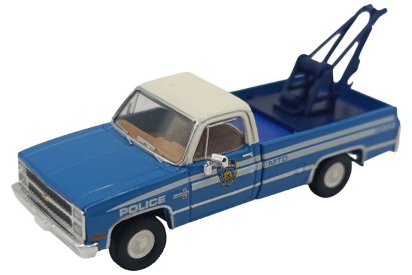 Brekina Chevrolet C10 NYPD Abschleppwagen 1981 blau/weiss