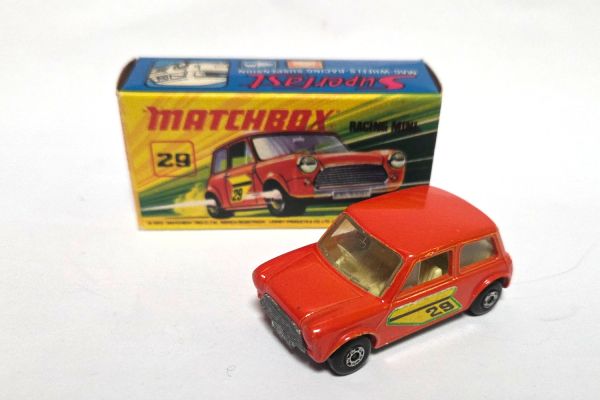 gebraucht! Matchbox No.29 Racing Mini rot Made in England 1970 - ganz leicht bespielt mit BOX