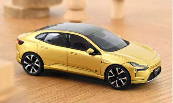 Norev Polestar 4 gold 2024
