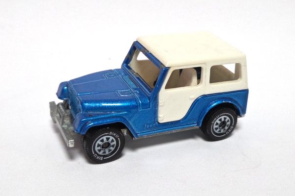 gebraucht! Siku 1053 Jeep CJ-5 blau metallic mit Verdeck - leicht bespielt