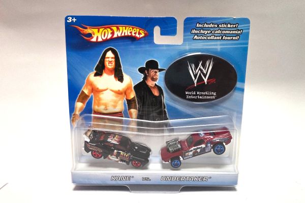NOS! Hot Wheels G7831 WWE Kane vs. Undertaker Set - Blister