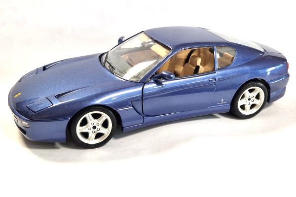 gebraucht! Bburago 3036 Ferrari 456GT blau metallic 1992 Maßstab 1:18 Modellauto - fast wie neu