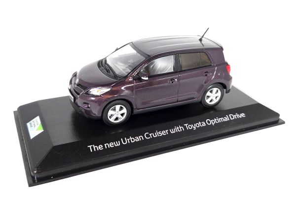 NOS! Minichamps Toyota Urban Cruiser lila 1:43