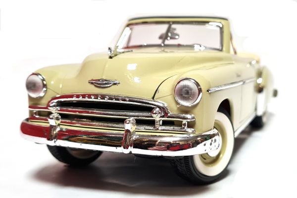 gebraucht! Mira Chevrolet Cabrio 1950 hellgrün Maßstab 1:18 - fast wie neu