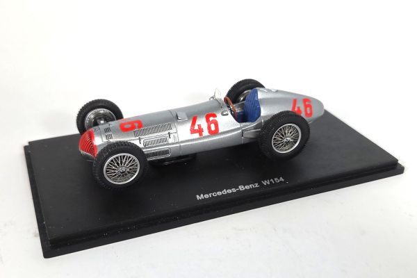 NOS! Spark Mercedes-Benz W154 Tripoli GP 1938 silber 1:43