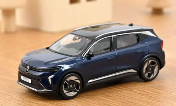 Norev 517937 Renault Scenic E-Tech 100% Electric blau 2024 Maßstab 1:43