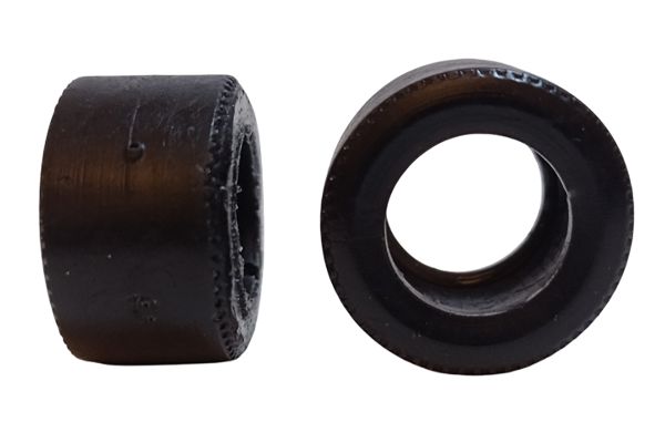 Ortmann 52F Reifen (1 Paar) für Carrera 132 z.B.: Lightning McQueen
