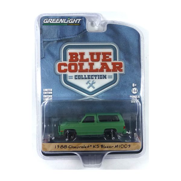 Greenlight 35140-D Chevrolet K5 Blazer MI009 matt grün - Blue Collar Collection 1:64