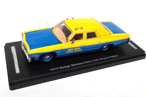 gebraucht! Auto World AWR1150 Dodge Monaco New York State Police 1974 gelb/blau 1:43 - ganz leicht b
