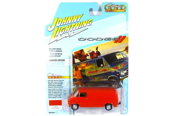 Johnny Lightning JLCG026A-5 Dodge Tradesman Van rot 1976 - Classic Gold 2021 R3 Maßstab 1:64 Modella