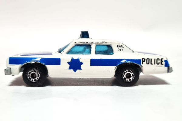gebraucht! Matchbox Plymouth Gran Fury "Police" weiss/blau 1979 Made in Macau - ganz leicht bespielt