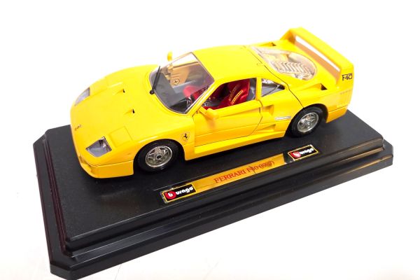 NOS! Bburago 0532 Ferrari F40 1987 gelb 1:24 - fast wie neu mit BOX