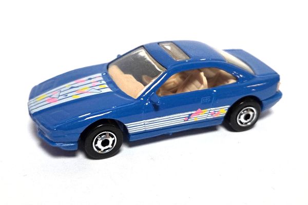 gebraucht! Hot Wheels BMW 850i blau ca. 1:64 - ganz leicht bespielt