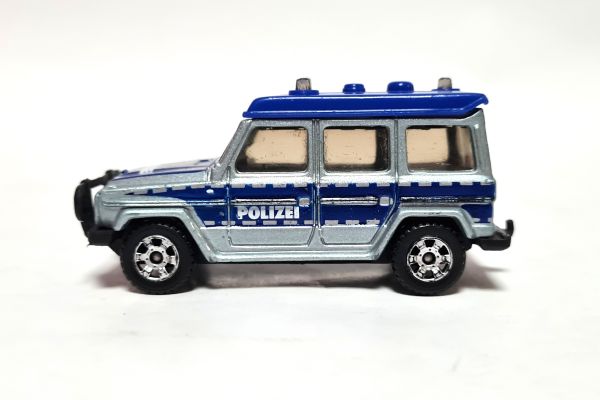 gebraucht! Matchbox Mercedes-Benz 280 GE "Polizei" silber/blau 1984 Maßstab 1:64 - leicht bespielt