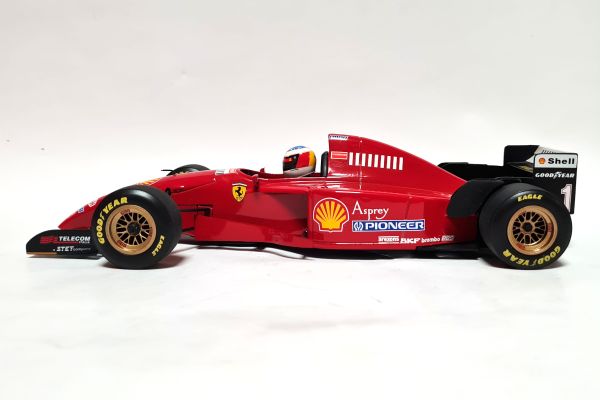 gebraucht! Minichamps 510961891 Ferrari 412T2 1995 rot "No.1 Schumacher" Maßstab 1:18 - fast wie neu