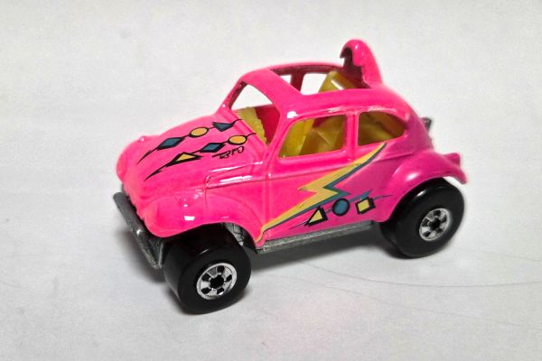gebraucht! Hot Wheels VW Käfer Baja Beetle rosa - ganz leicht bespielt