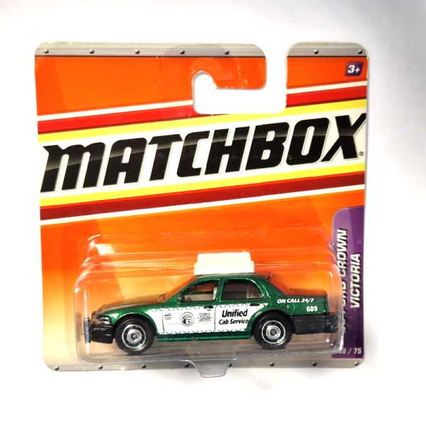 NOS! Matchbox R5081 Ford Crown Victoria "Taxi" grün metallic 2006 Maßstab 1:71 Modellauto Blister