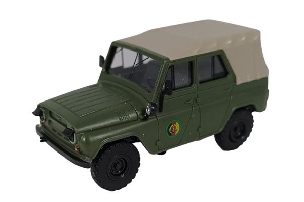 Busch 52114 UAZ 469 NVA Grenztruppen dunkelgrün 1:87