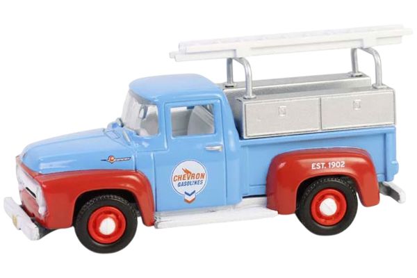 Greenlight 41175-B Ford F-100 mit Werkzeugkästen und Leitern hellblau/rot 1956 - Chevron Special Edi