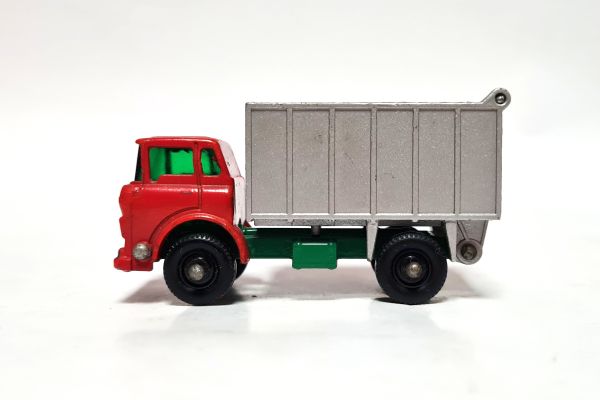 gebraucht! Matchbox No.36 GMC Tipper Truck LKW rot/silber Lesney - leicht bespielt
