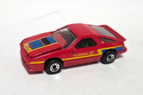gebraucht! Matchbox Dodge Daytona Turbo Z 1984 rot - fast wie neu