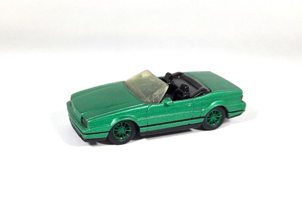 restauriert! Matchbox Cadillac Allante 1987 grün metallic 1:60
