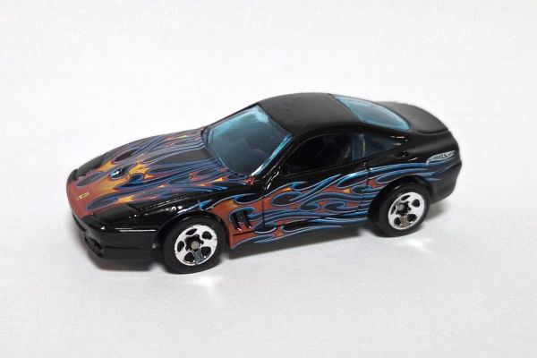 gebraucht! Hot Wheels Ferrari 550 Maranello schwarz/flames ca. 1:64 - fast wie neu