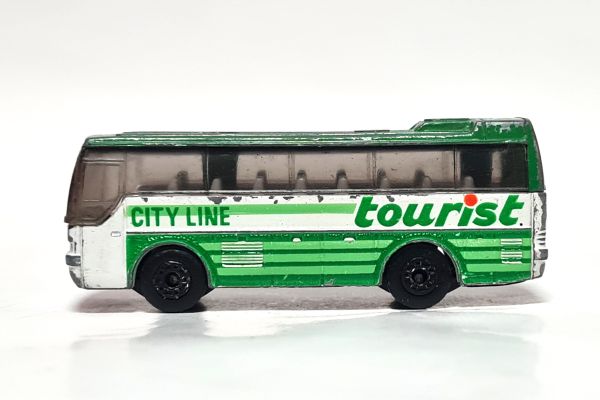 gebraucht! Matchbox Ikarus Coach Reisebus "tourist" grün/weiss 1986 - etwas bespielt 1:140