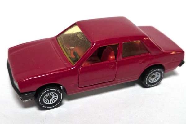 gebraucht! Siku 1043 Peugeot 505 STI dunkelrot - restauriert