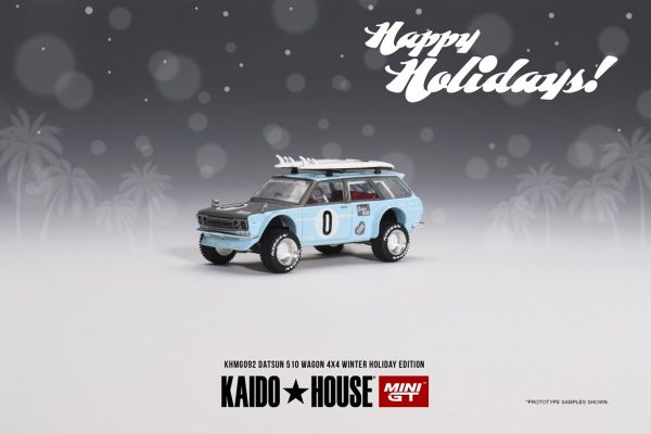 Kaidohouse KHMG092 Datsun 510 Wagon 4x4 Winter Holliday Edition hellblau metallic (RHD) MiniGT Maßst
