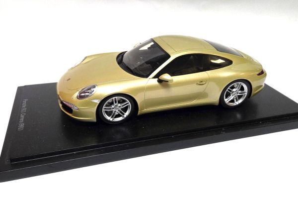 gebraucht! Porsche 911 Carrera (991) gold 1:18 in BOX - ganz leicht bespielt