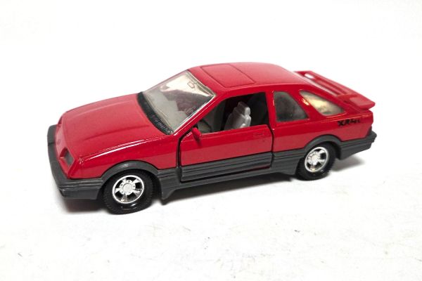gebraucht! Matchbox K-100 Ford Sierra XR4i rot Super Kings 1982 - ganz leicht bespielt