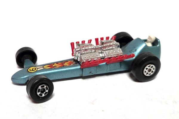 gebraucht! Matchbox No.64 Slingshot 1971 blau metallic Superfast - ganz leicht bespielt