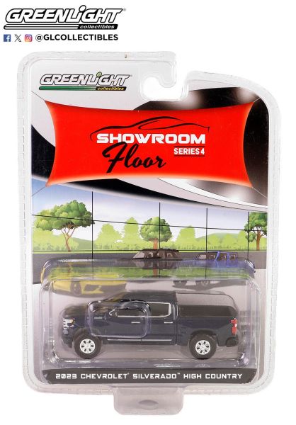 Greenlight 68040-A Chevrolet Silverado High Country dunkelblau metallic 2023 - Showroom 4 Maßstab 1: