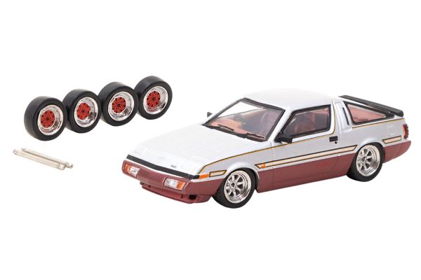 Tarmac Mitsubishi Starion silber/dunkelrot mit Reifenset 1:64