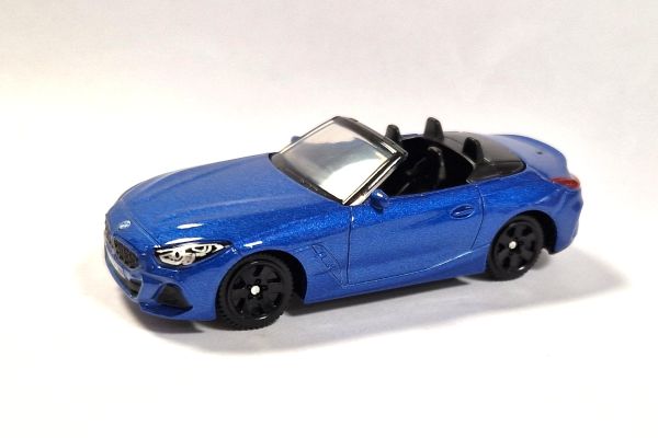 CCA 82009 BMW Z4 M40i blau metallic Maßstab 1:57 Modellauto (ohne Verpackung)