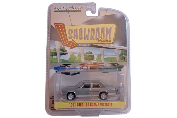 Greenlight 68060-F Ford LTD Crown Victoria grau 1991 - Showroom 1:64