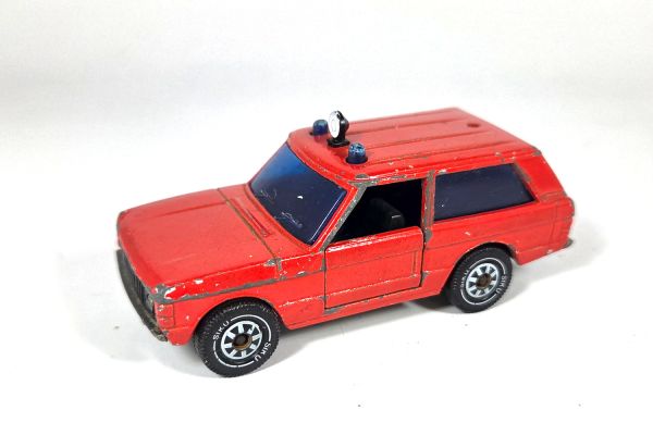 gebraucht! Siku 1338 Feuerwehr Vorausrüstwagen Range Rover rot - bespielt