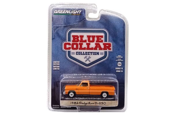 Greenlight 35280-C Dodge RAM D-250 Pickup orange 1982 - Blue Collar 1:64