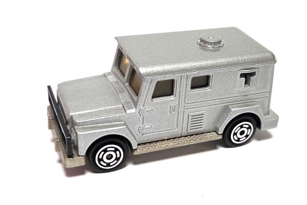 gebraucht! Majorette No.204 Bank Security Geldtransporter silber Maßstab 1:57 - fast wie neu