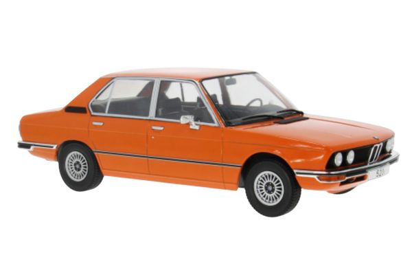 Modelcar BMW 520i 5er (E12) 1973 orange 1:18