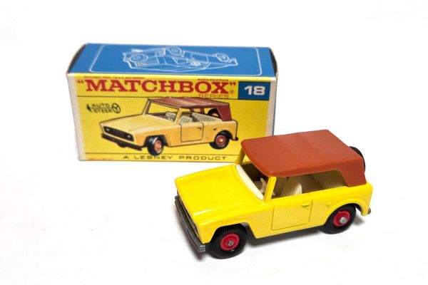 gebraucht! Matchbox No.18 Field Car gelb mit Verdeck Lesney - neuwertig mit BOX