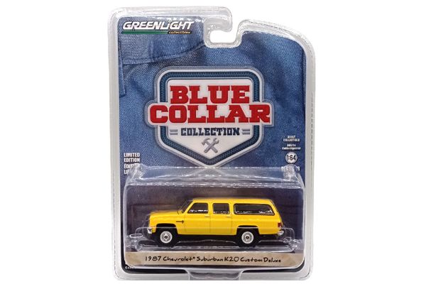 Greenlight 35280-D Chevrolet Suburban K20 Custom Deluxe gelb 1987 - Blue Collar 1:64