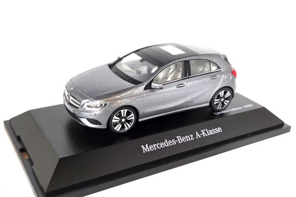NOS! Schuco Mercedes-Benz A-Klasse (W176) grau 1:43