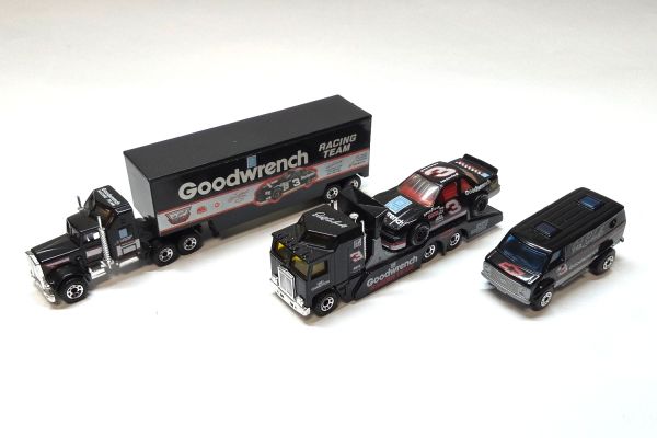 gebraucht! Matchbox Kenworth Convoy Dale Earnhard Set 4 Fahrzeuge schwarz - fast wie neu