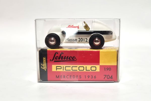 Schuco Piccolo 01175 Mercedes-Benz 1936 Silberpfeil weiss "Messe 2012" Maßstab 1:90 Modellauto